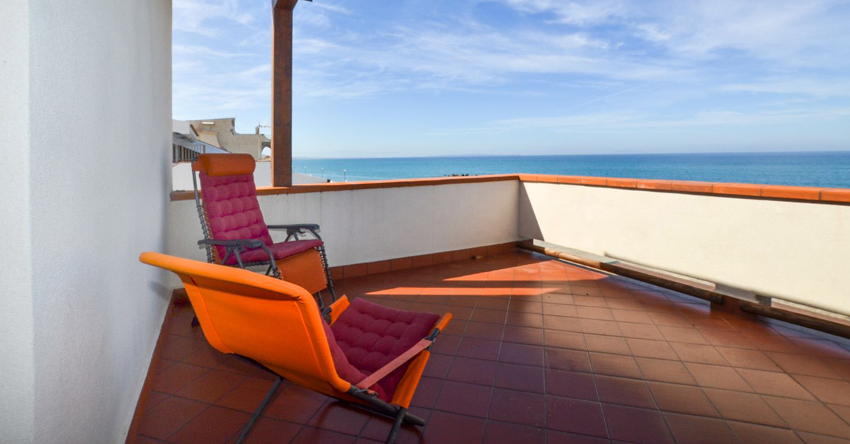 The best sea view properties for sale in Italy — idealista