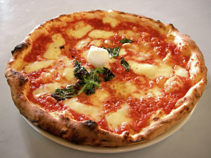 Traditionelle italienische Pizza: die beliebtesten Pizzasorten Italiens ...