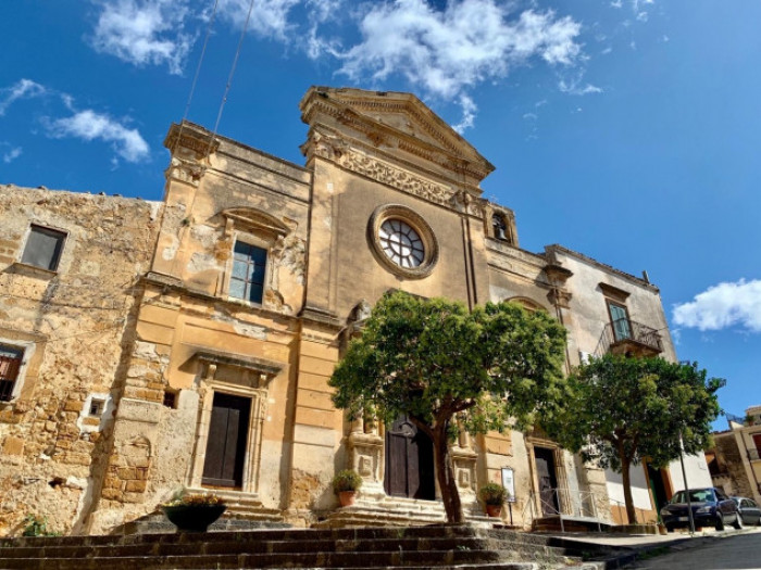 Sambuca, Sicily after the success of 1 euro houses, this village has a