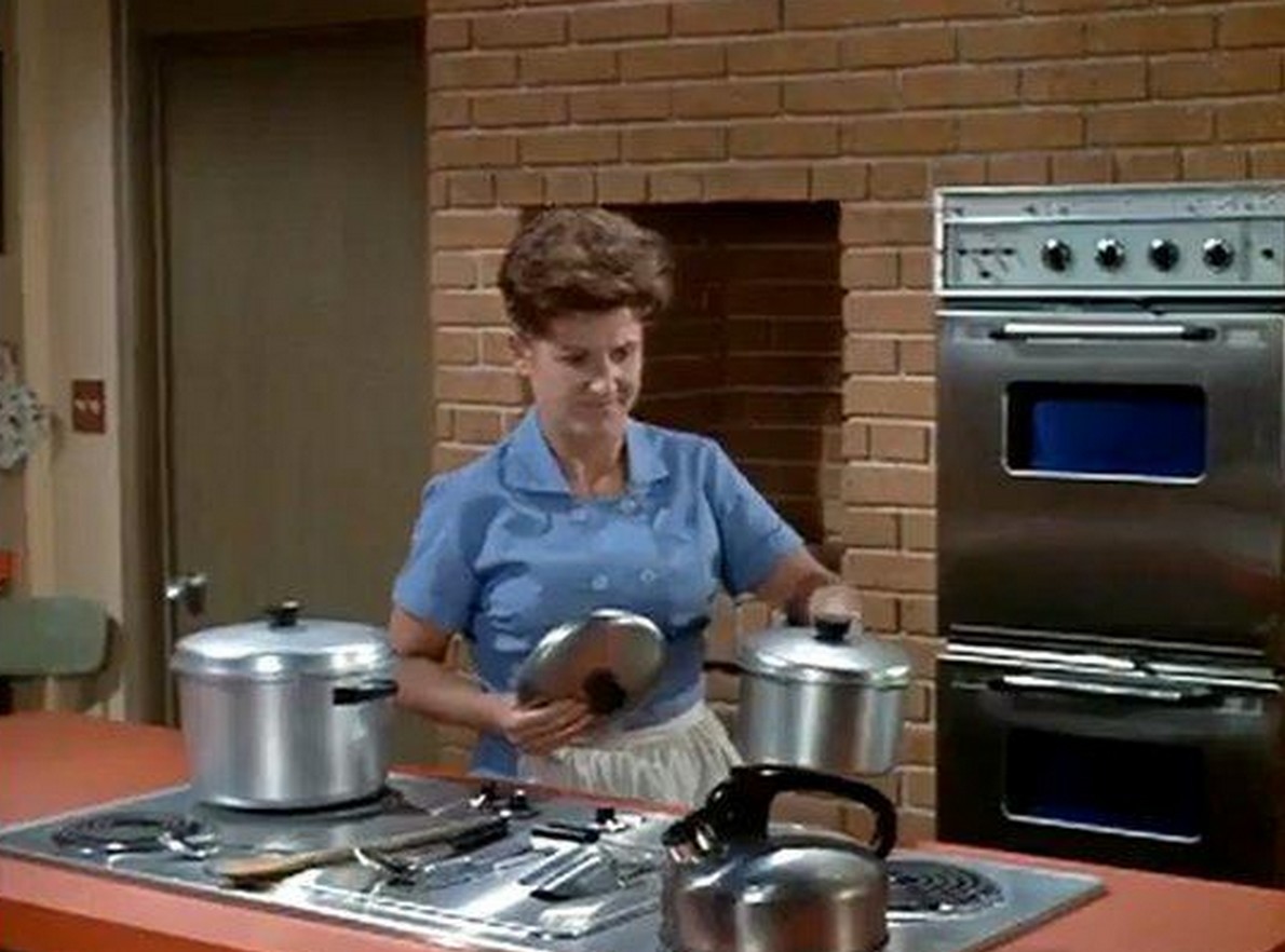 Perché negli Stati Uniti le case hanno grandi cucine con due forni