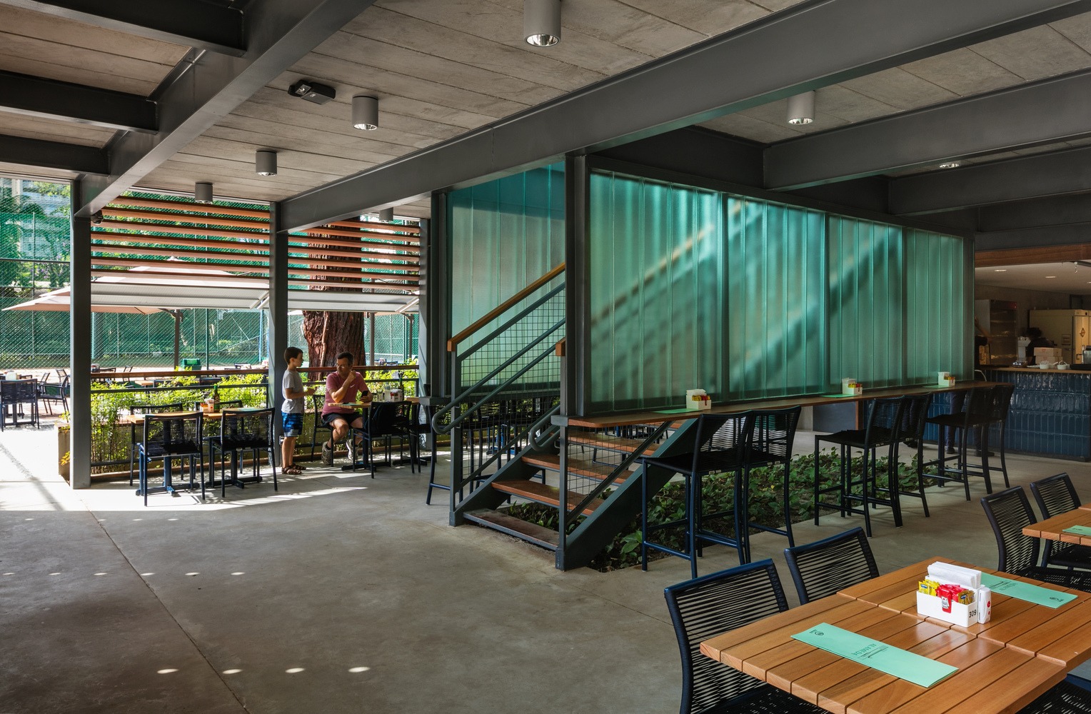 Alameda Restaurant – Esporte Clube Pinheiros/Biselli Katchborian Arquitetos + Zanatta Figueiredo / Nelson Kon