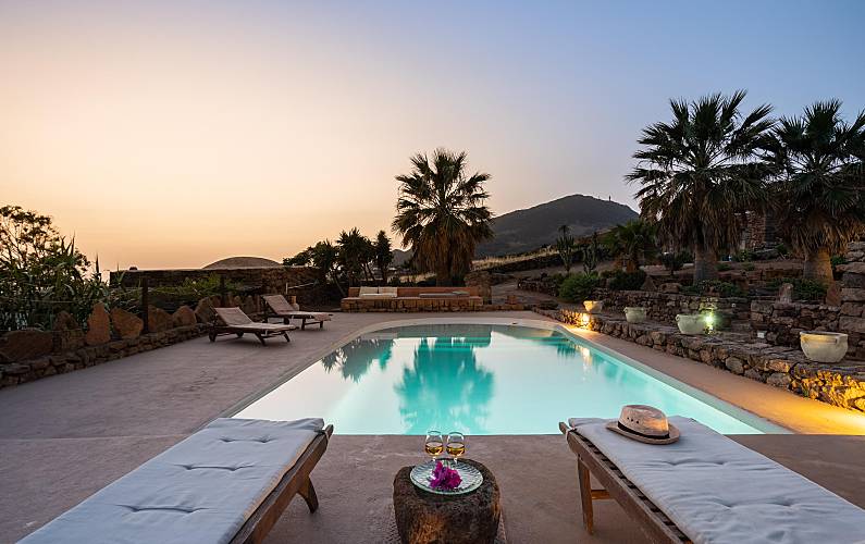VIlla con piscina Pantelleria