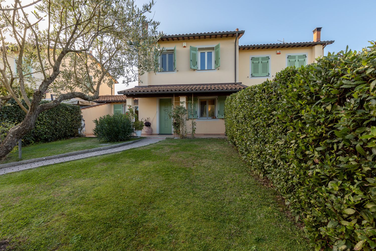 villette a schiera con lo sconto 