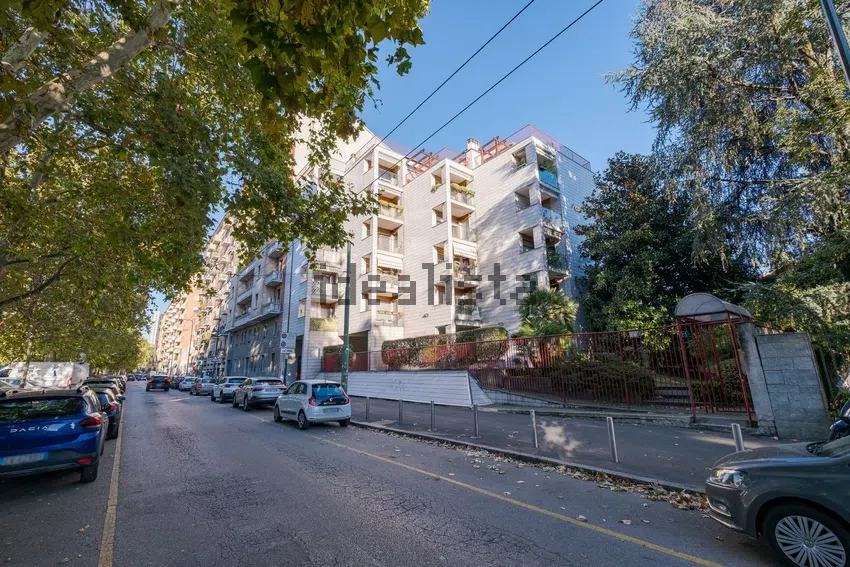 Quadrilocale in via Osoppo, 21