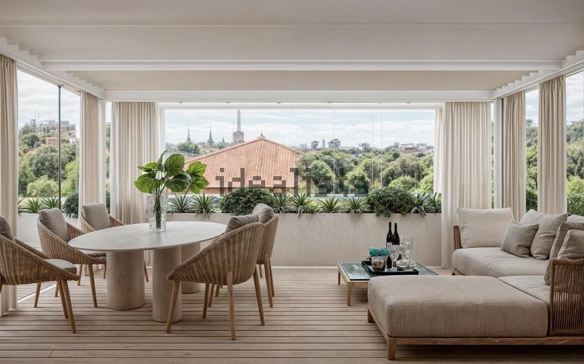 Appartamento su due piani in viale del Poggio Imperiale s.n.c.