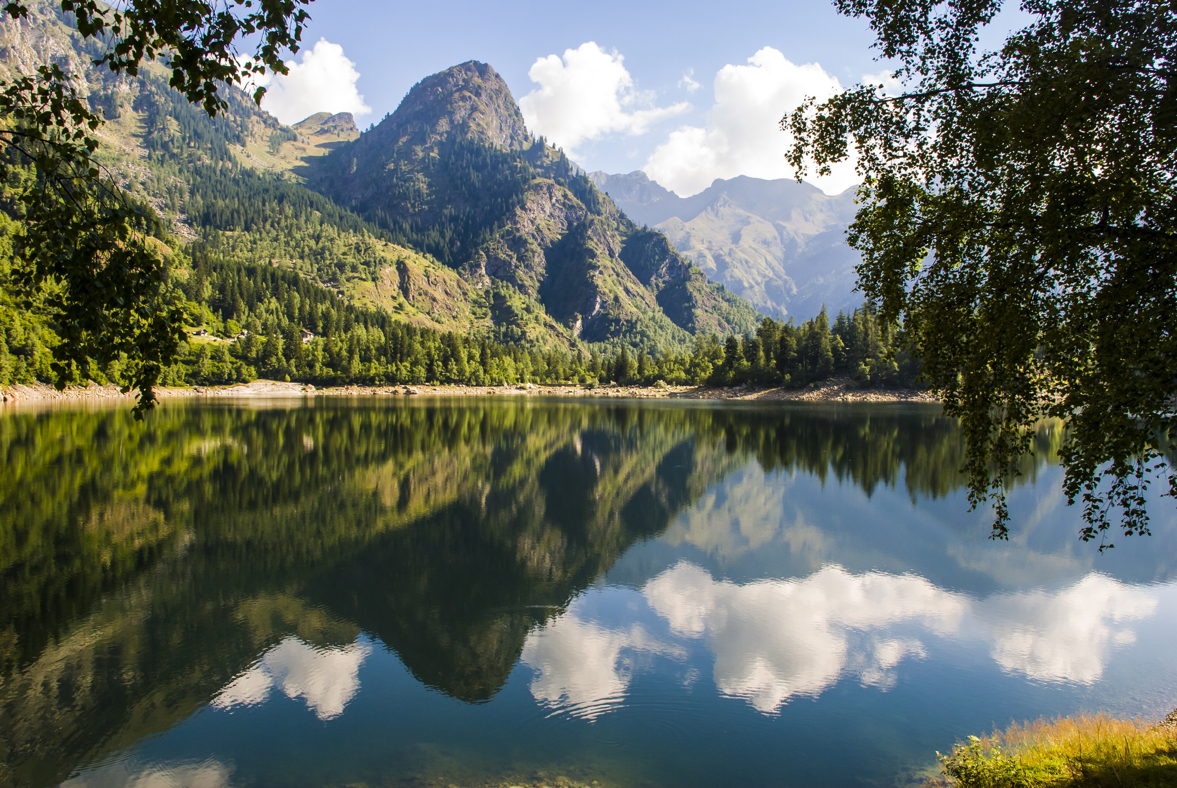 Lago di Antrona dove si trova