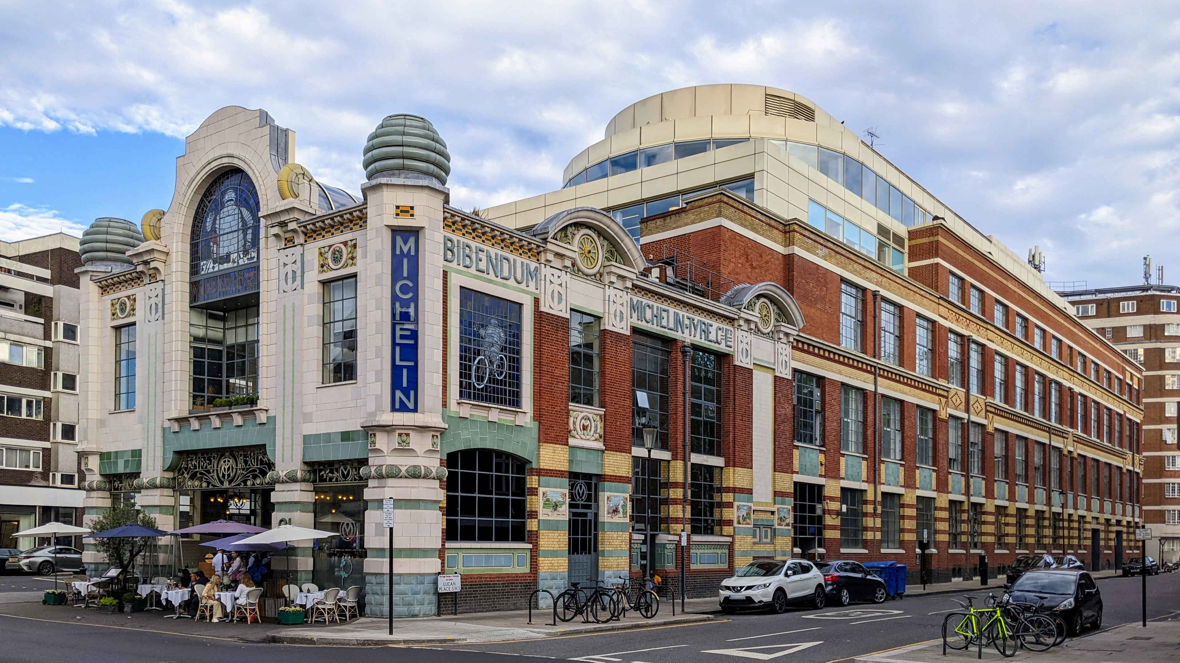 Vista generale della Michelin House, Londra