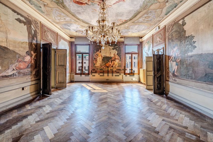 Appartamento su due piani in vendita in Campo Santo Stefano s.n.c
