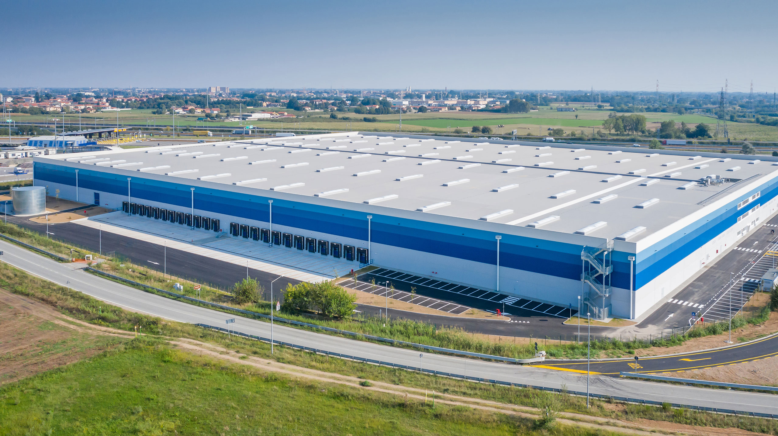 Carlyle polo logistico Mesero