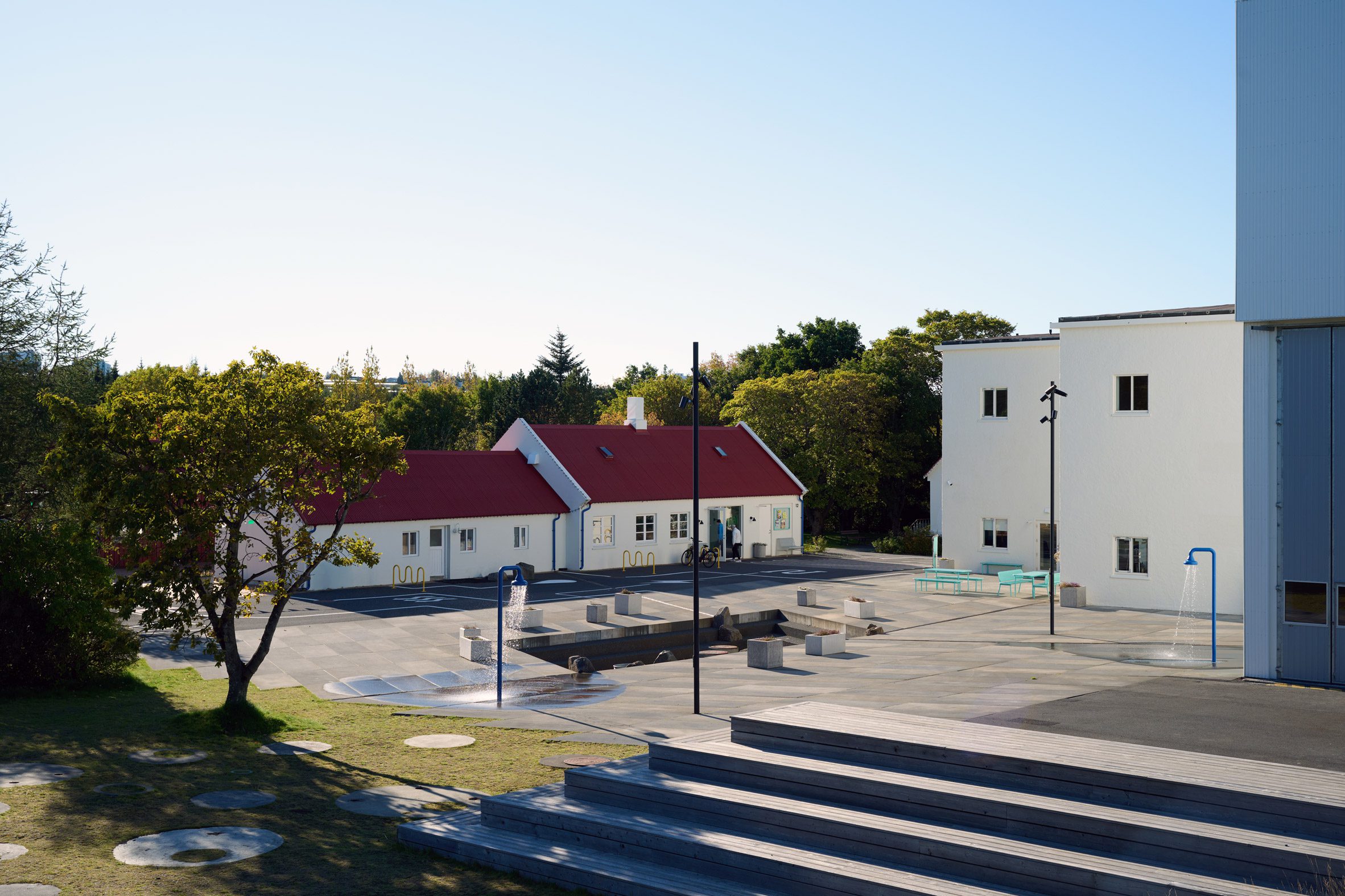 Central hidroeléctrica de Reikiavik convertido en el recinto de Elliðaárstöð.