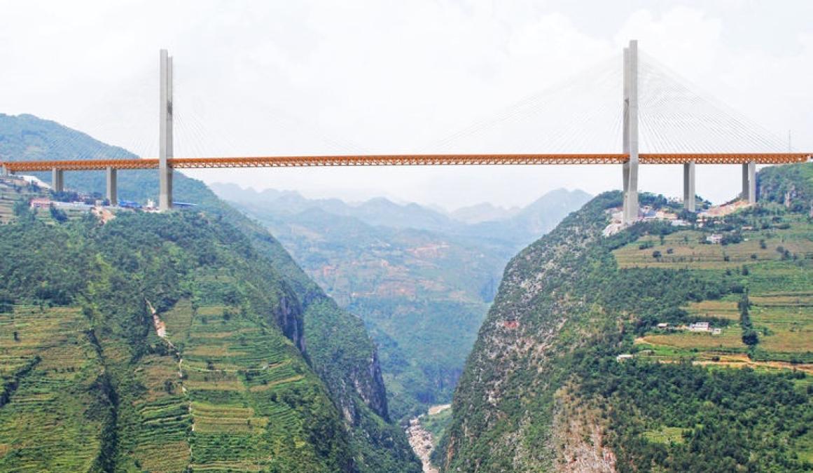 In Cina è stato inaugurato il ponte più alto del mondo — idealista/news