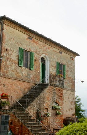 discounted properties Italy