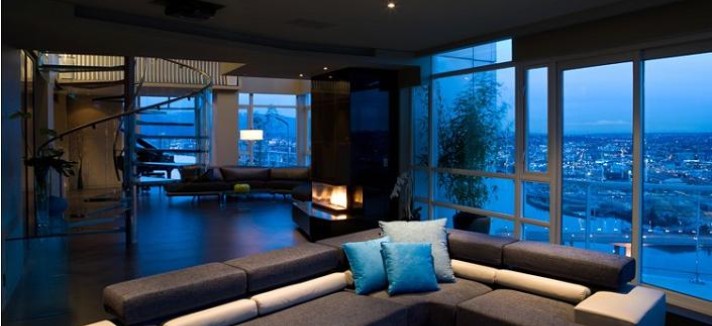 aquarious-vancouver-penthouse-club-living-room-360-view