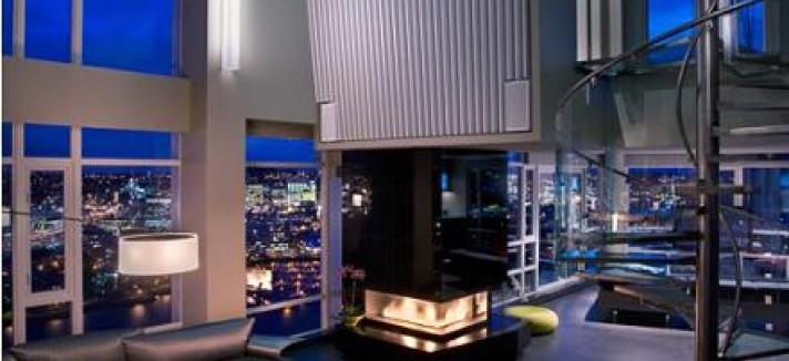 high-ceilings-condo-penthouse-vancouver