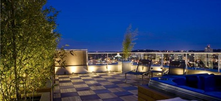 rooftop-terrace-vancouver-aquarious-penthouse-view-of-downtown