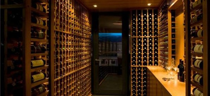 wine-cellar-in-luxury-condominium