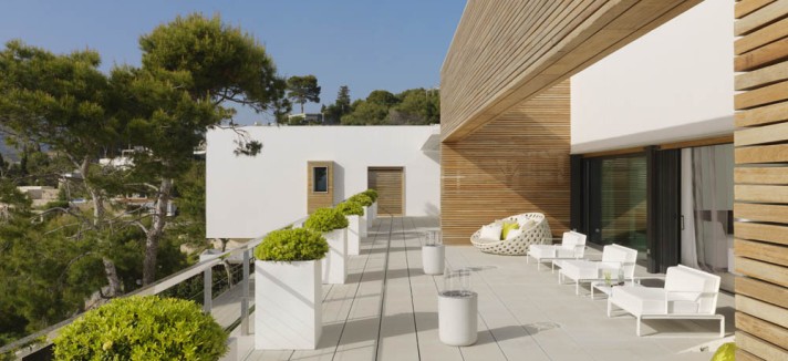 Pure-White-House-01-3