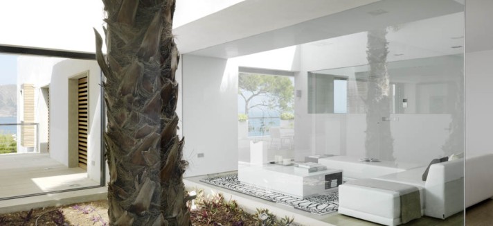 Pure-White-House-04
