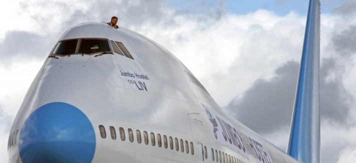 you-can-see-how-big-the-plane-is-based-on-the-tiny-guy-popping-out-from-the-top