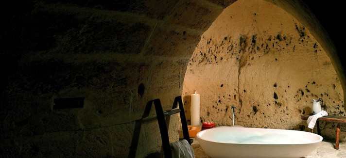 Le-Grotte-Della-Civita13