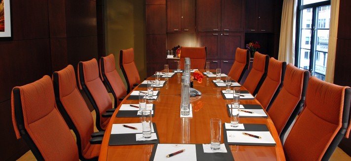 library-hotel-boardroom