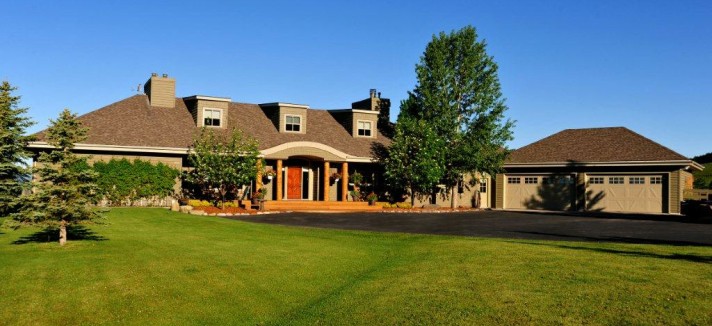lawn-garage