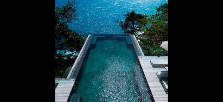 paradise-infinity-pool-Villa-Amanzi
