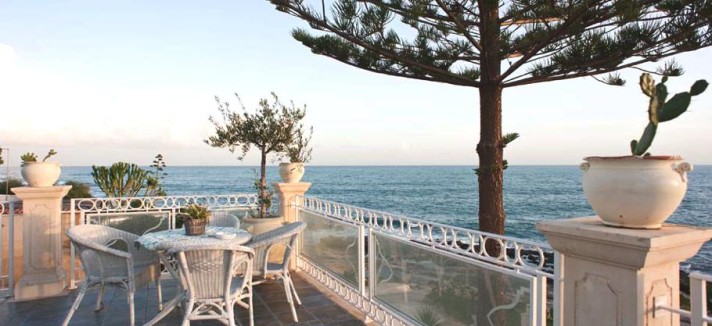 Luxury-Holiday-Villa-Italy-07
