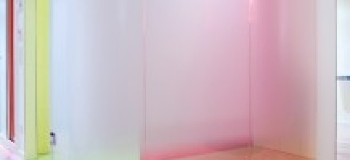 nhow_standardroom_shower_med