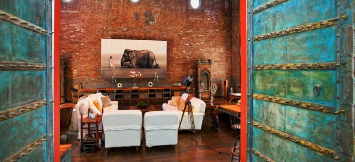 the-home-has-a-very-rustic-vibe-you-dont-feel-like-youre-in-the-city