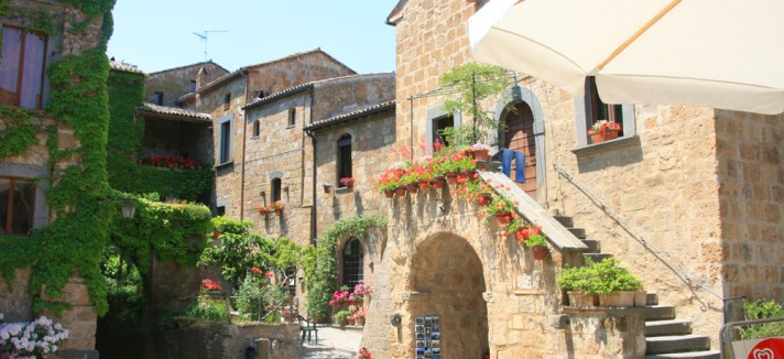 THE-TOWN-OF-CIVITA-H