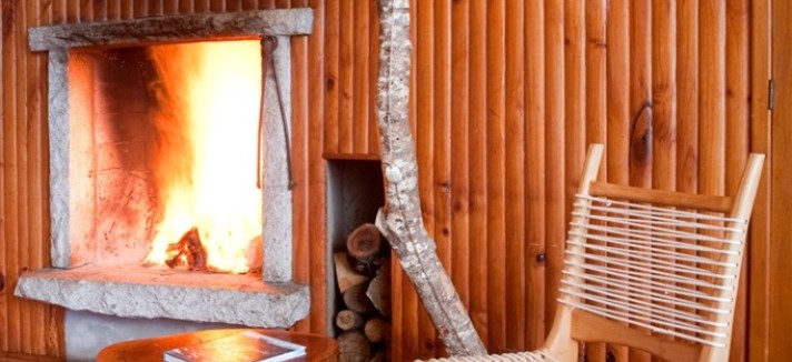 34-fireplace-walls-chair.jpg.1024x0