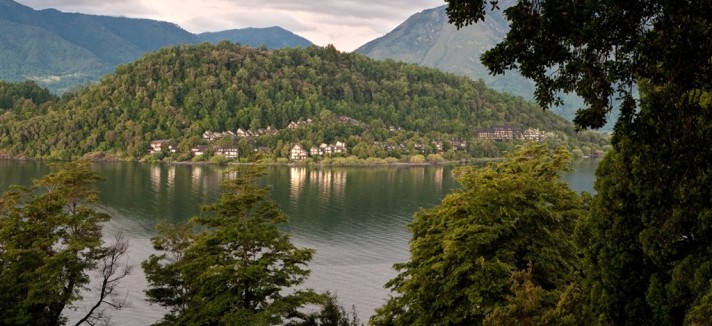 49-view-of-peninsula-from-hotel-antumalal.jpg.1024x0