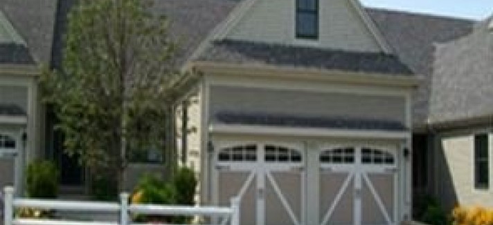 Mitt-Romney-townhouse