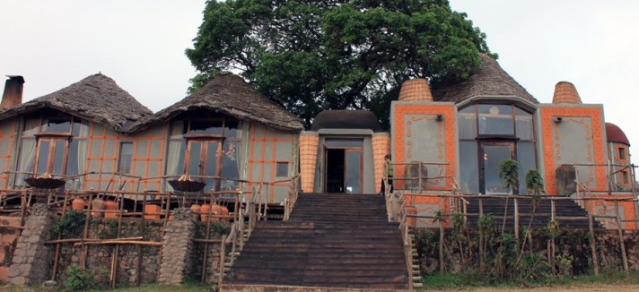 the-lodge-has-30-rooms-divided-into-three-separate-camps-north-south-and-tree-each-camp-has-its-