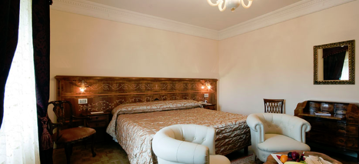 FireShot_Screen_Capture_031_-_Grand_Hotel_Rimini_albergo_5_stelle_lusso_riviera_romagnola_-_Phot