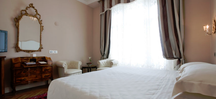 FireShot_Screen_Capture_033_-_Grand_Hotel_Rimini_albergo_5_stelle_lusso_riviera_romagnola_-_Phot