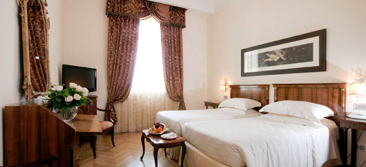FireShot_Screen_Capture_054_-_Grand_Hotel_Rimini_albergo_5_stelle_lusso_riviera_romagnola_-_Phot