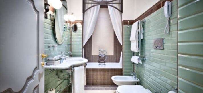bathroom_hotel_chateau_monfort-136