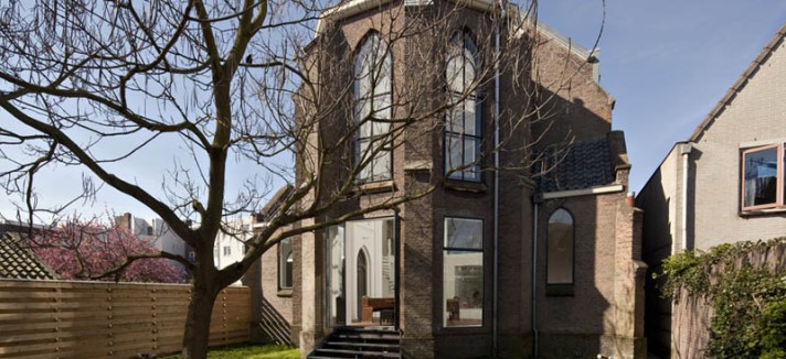 church-conversion-into-residence-utrecht-the-netherlands-zecc-architects-7