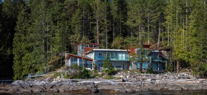 Pender-Harbour-House-02-800x533