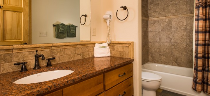 3bdrm-bath2_v2