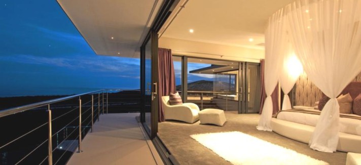 House-E16-10-1150x763