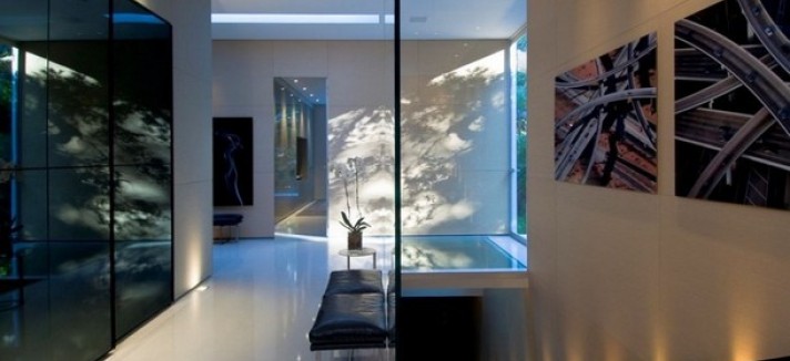 The-Luxury-Glass-Pavilion-House-by-Steve-Hermann-16