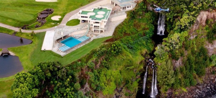 Water-Falling-Estate-on-The-Big-Island-2-950x521