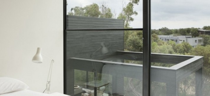 dezeen_Ridge-Road-Residence-by-Studio-Four_ss_15-640x457