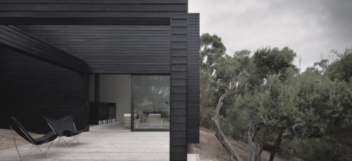 dezeen_Ridge-Road-Residence-by-Studio-Four_ss_4-640x457