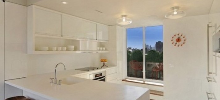 keith-richards-apt-kitchen-265df2-573x430