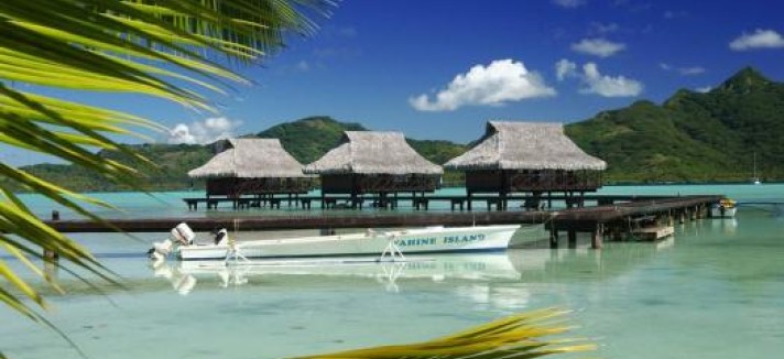 pilotis_pirogue_p