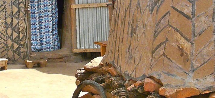 1000x1500xafricanvillage41.jpg.pagespeed.ic_.nqx7boouis